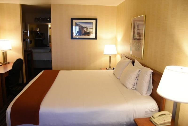 Howard Johnson By Wyndham Middletown Newport Area Εξωτερικό φωτογραφία