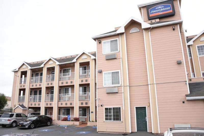 Howard Johnson By Wyndham Middletown Newport Area Εξωτερικό φωτογραφία